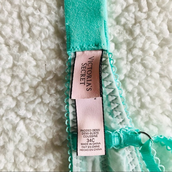 Victoria Secret Bohemian Crochet Push-Up Bra - Picture 3 of 3